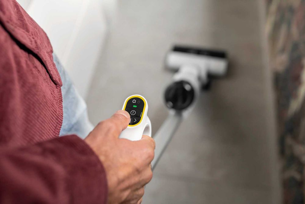 Неразопаковани бройки! 3г. Гаранция KARCHER KFL 1 / FCV Акумулаторна миячка и прахосмукачка