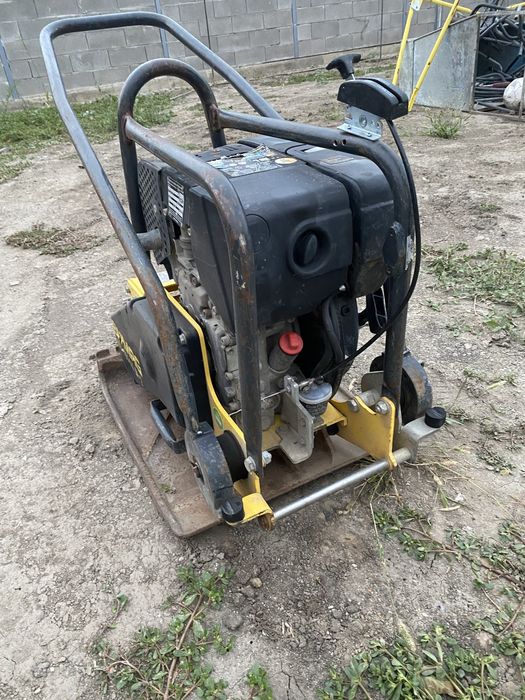 Talpa compactoare bomag  BP 18/45 D 100kg