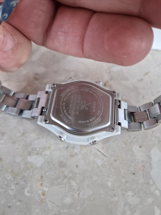 Vand Casio Wave ceptor