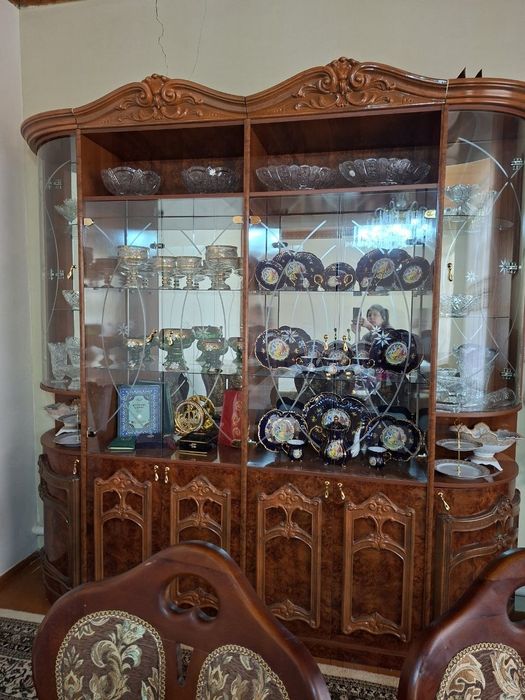 Сервант для гостиной