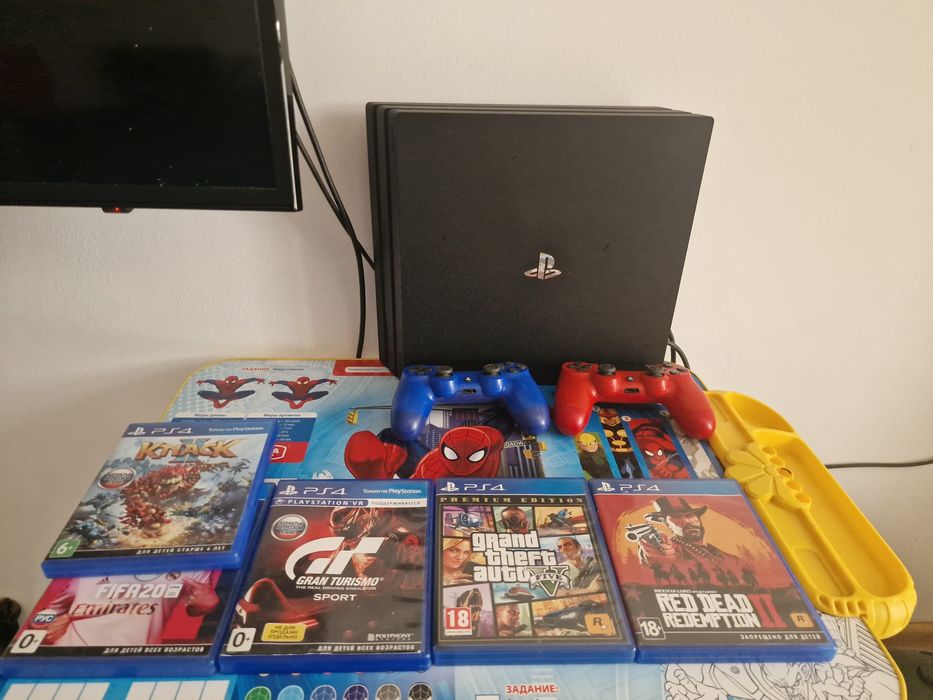 SonyPlaystation 4 pro 1 tb