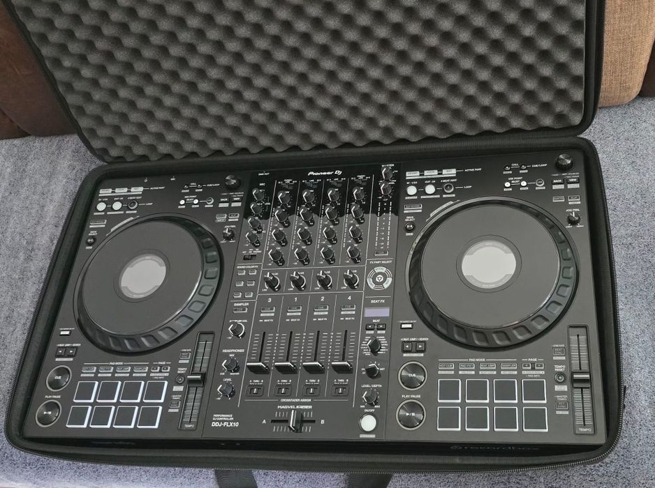 Consola pentru Dj flx 10 Pioneer