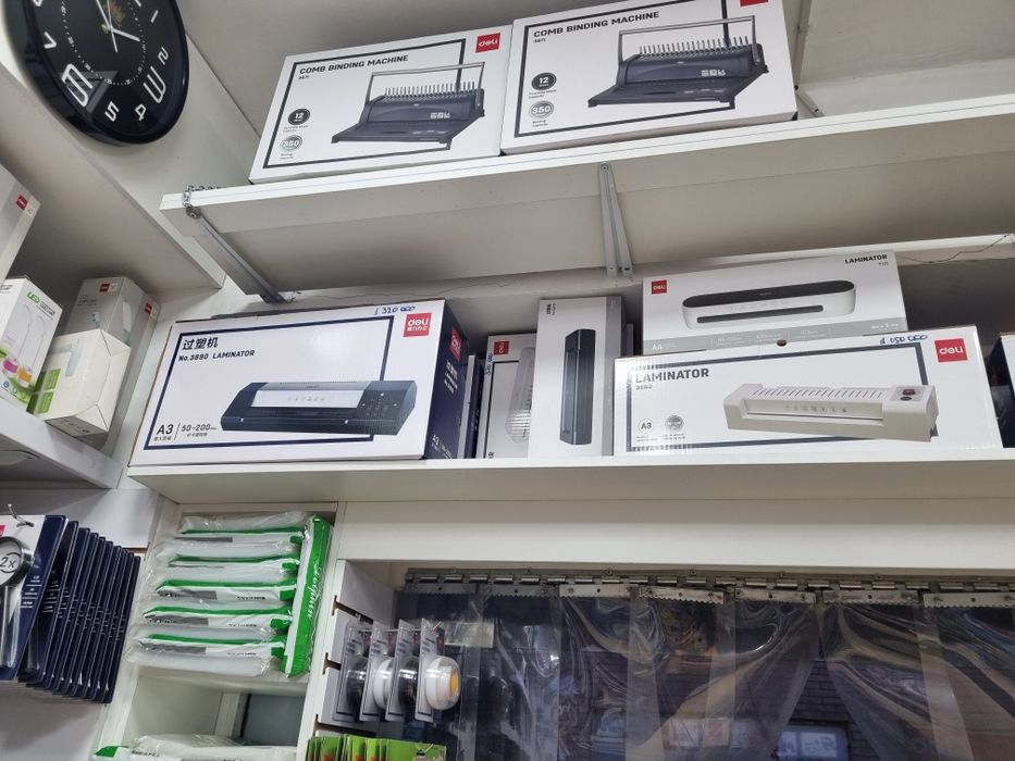 Laminator DELI optom