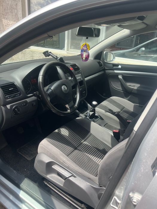 VW Golf 5 4+1 Исперих