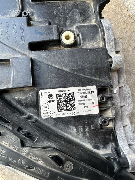 VW T-Roc ляв фар LED