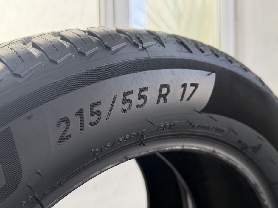 215/55/17 Michelin 2Броя: 150€ 6.5мм Всесезонни гуми