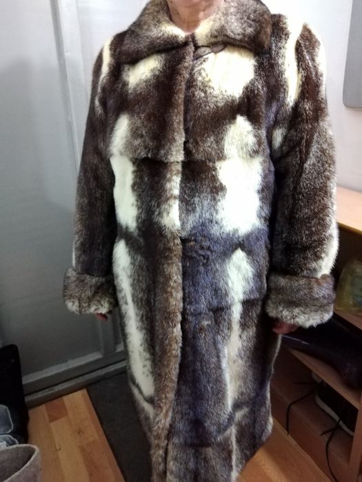 Продам норковую шубу.