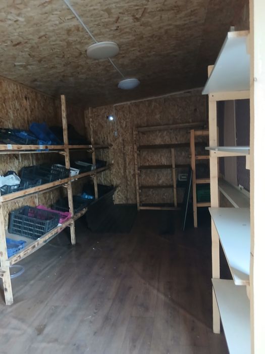 Продам овощной киоск