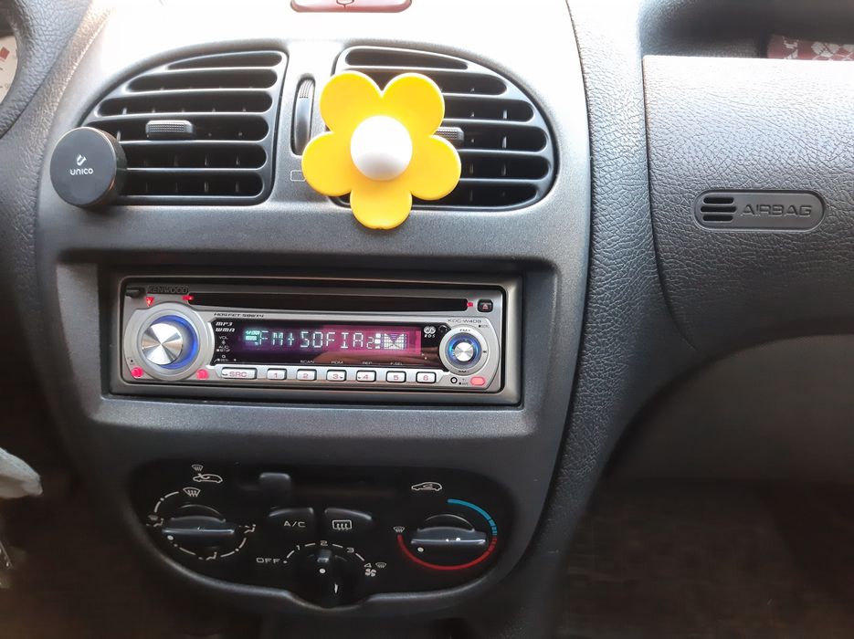 MP3-CD-авто радио KENWOOD - Като Ново