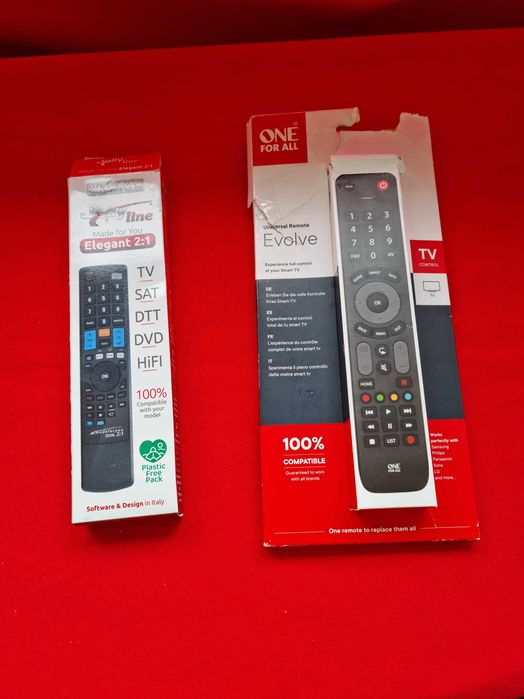 Vand 2 buc .telecomanda universale