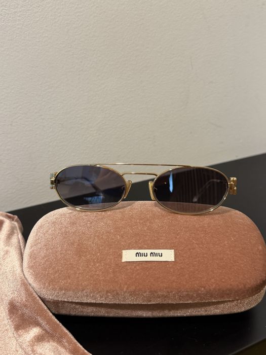 Слънчеви очила MIU MIU