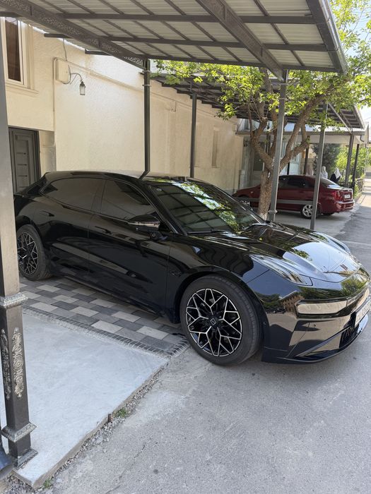 Zeekr 001 restayling