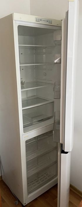 Продам холадильник LG