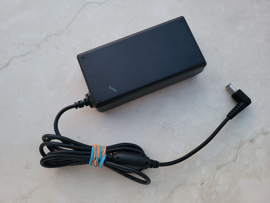 Alimentator Samsung 19V 59W model A5919
