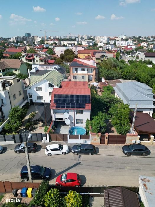 Casă spațioasă cu potențial medical și investițional, 1Mai,242mp utili