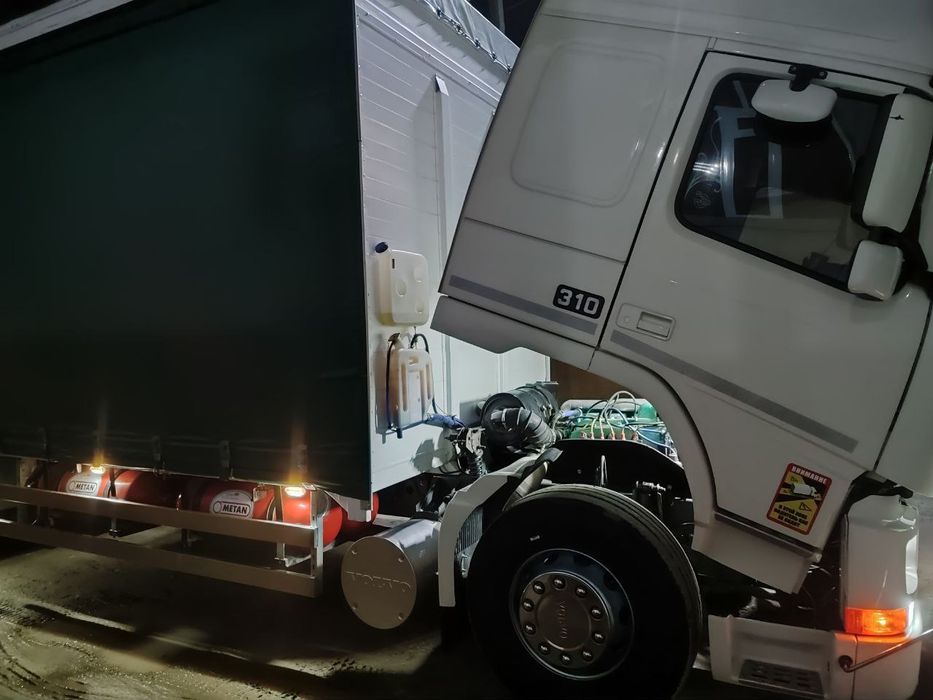 Guruzavoy mashina Volvo