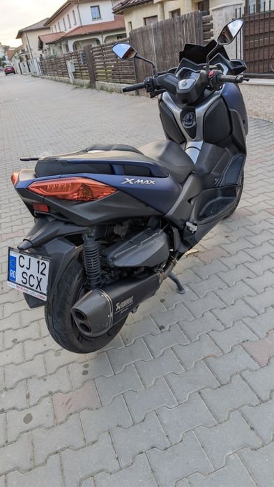 Yamaha X-MAX 400