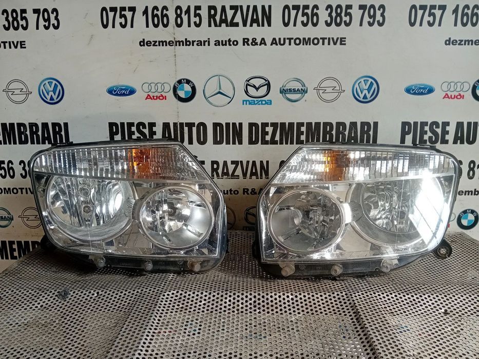 Faruri Far Stanga Dreapta Dacia Duster An 2010-2013 Anglia Originale