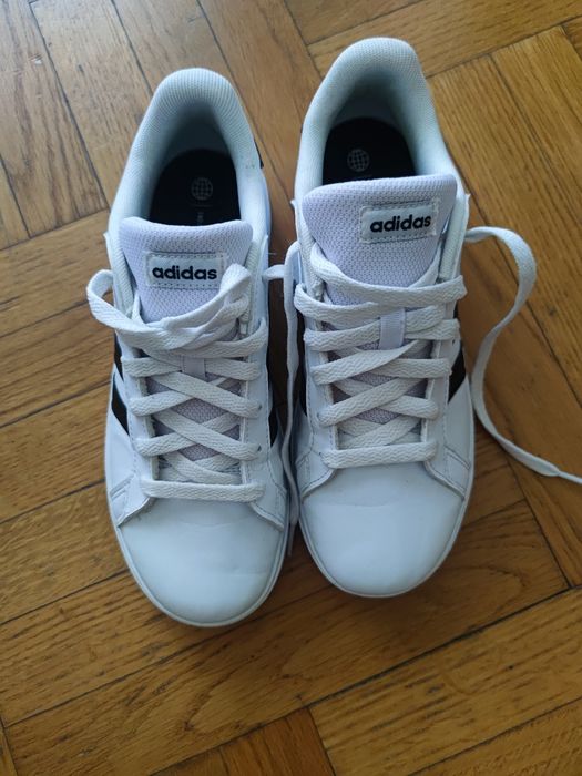 Адидас Маратонки Адидас Оригинален