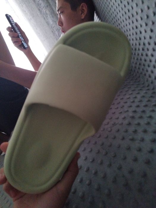 Продам тапок почти новый