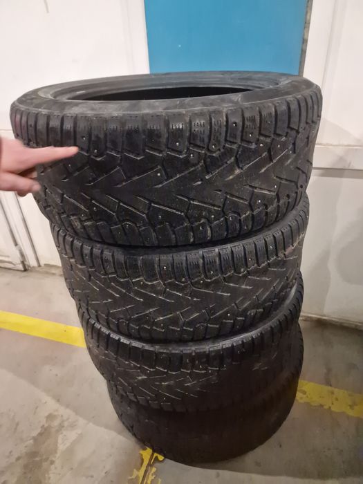 Шины 4 шт Pirelli