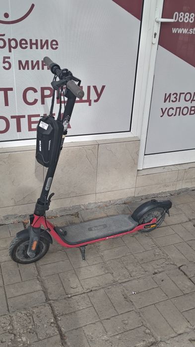 Електрическа тротинетка Segway - Ninebot KickScooter D18E