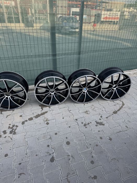 Jante style 356- Seria 7 (F01 / F02), Seria 5 (F10 / F11) și Seria 6 (F06 Gran Coupe / F12 / F13).