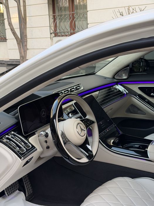 Mercedes-Benz w223 s580 4matic