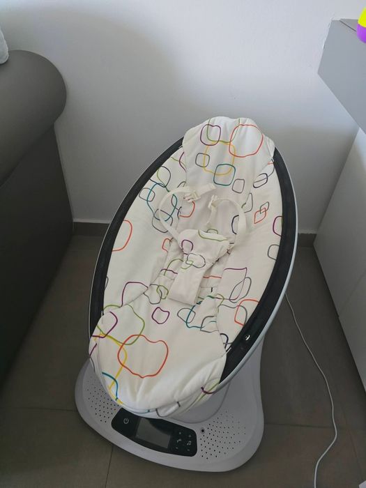 4  moms   leagăn