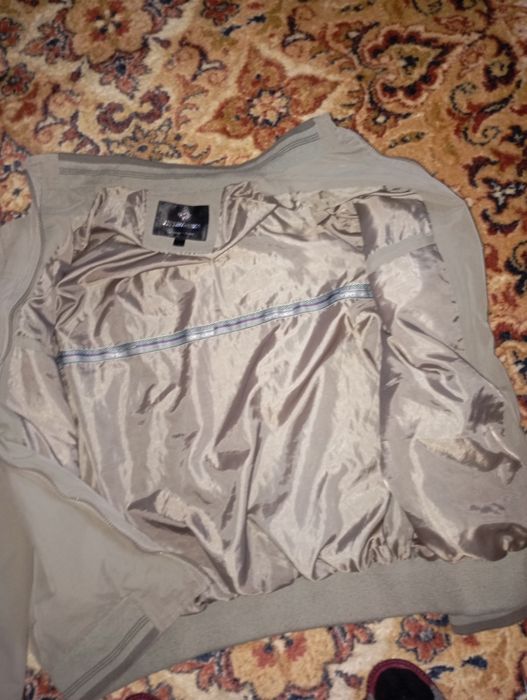 Куртка ветровка размер 54