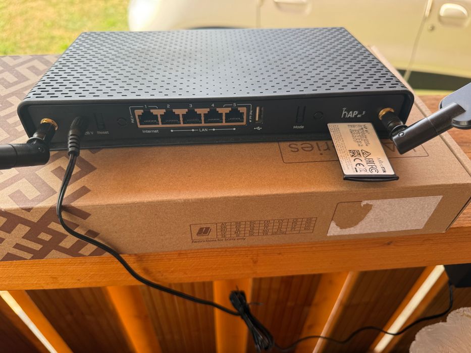 Router Wireless Mikrotik hAP ac3 (RBD53iG-5HAC2HnD) – Gigabit, Dual-Band, Stare Excelentă
