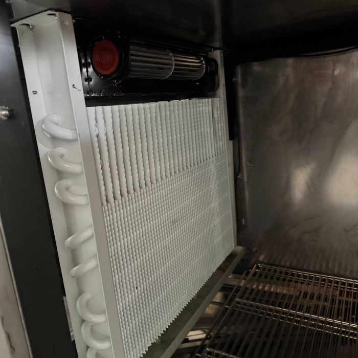 Masa frigorifica refrigerare cu salatiera
