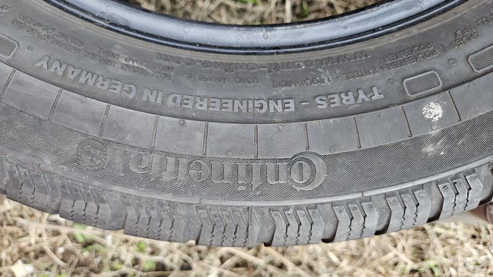 Гуми 205 65 16С континентал