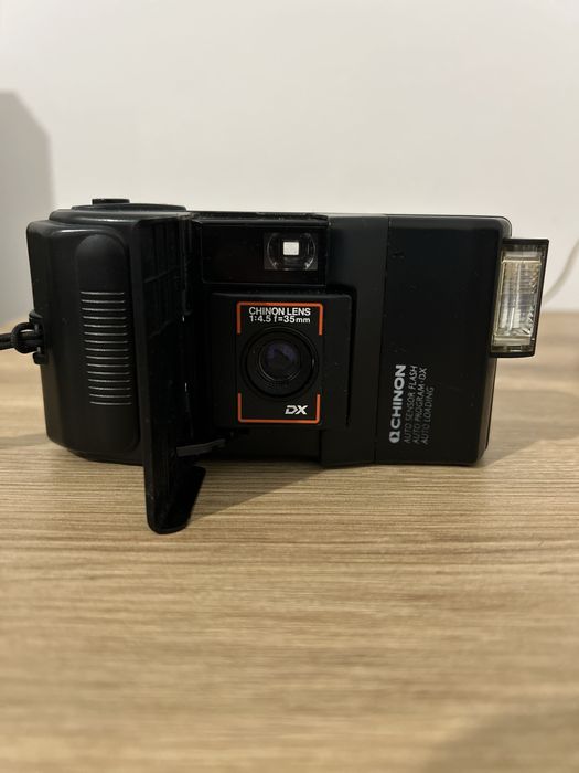 Aparat foto  CHINON Monami