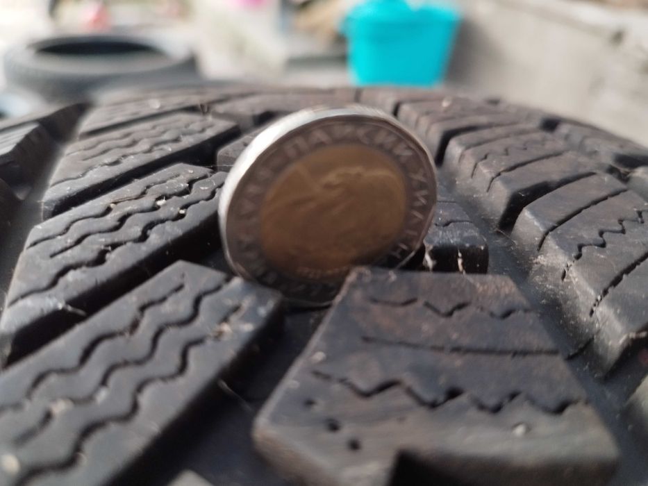 Зимни гуми на един сезон