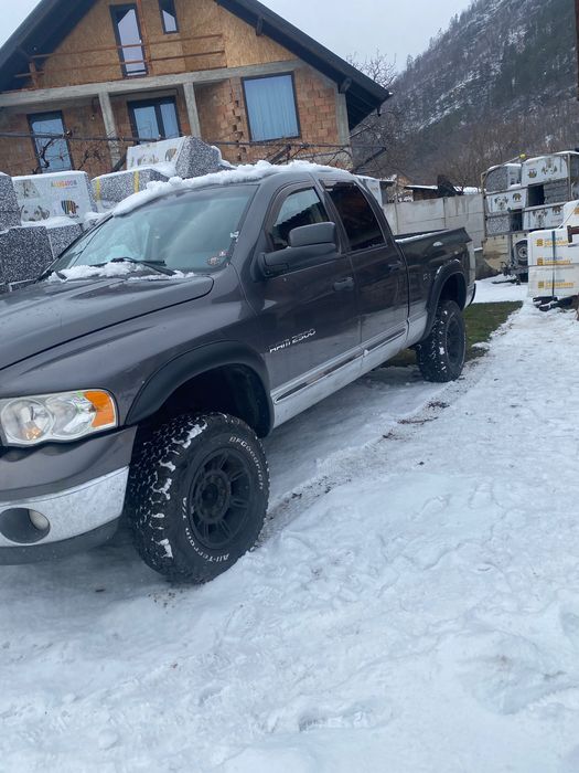 doge ram autoutilitara