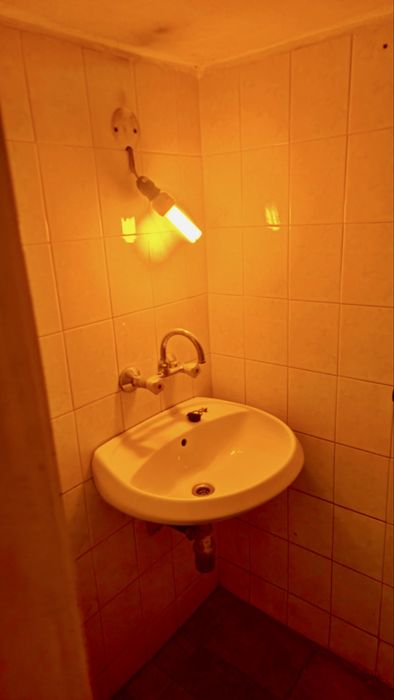 Дава се под наем Магазин в Варна, Владислав Варненчик - 35 кв.м за 1 € - Снимка #5