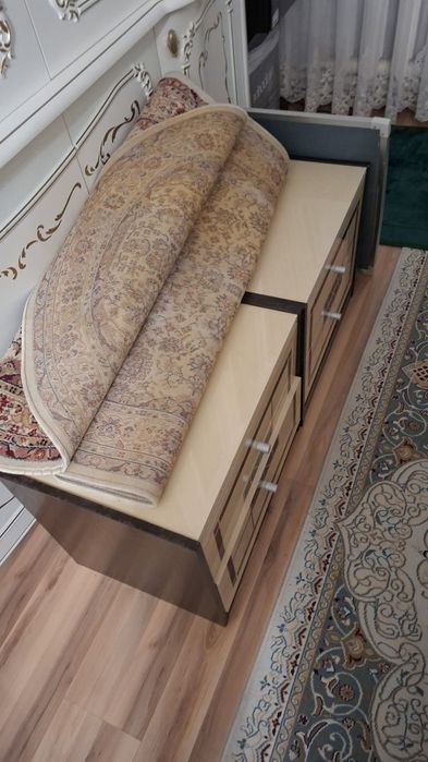 Двухспальная кровать