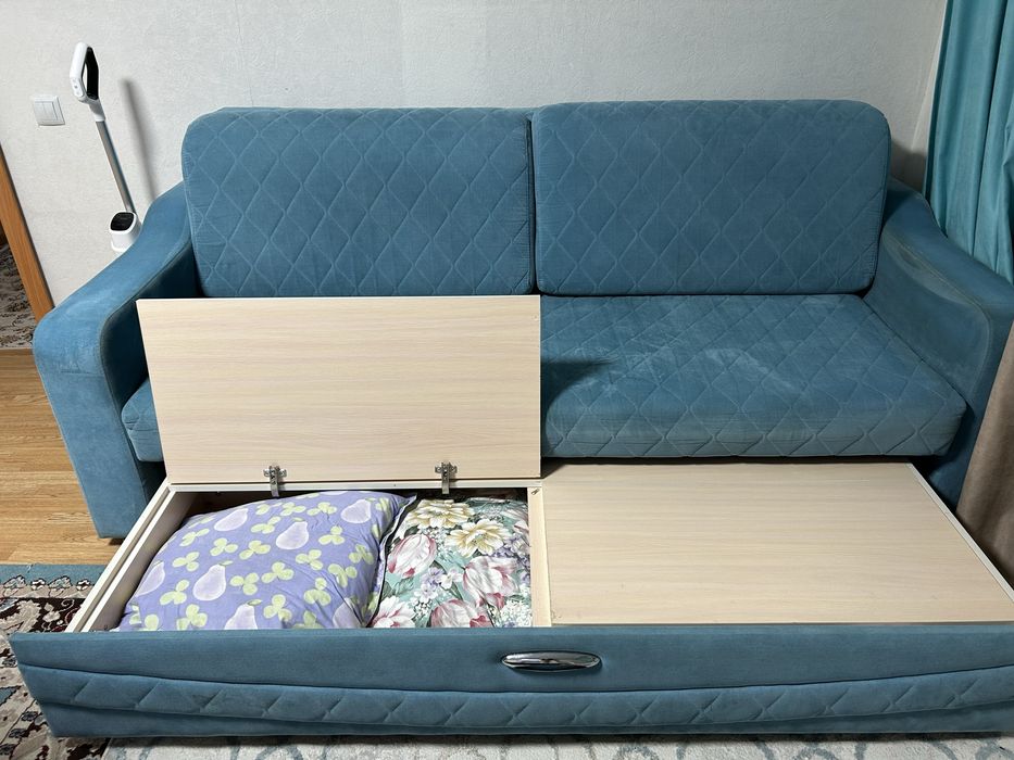 Продам диван в хорошем состоянии