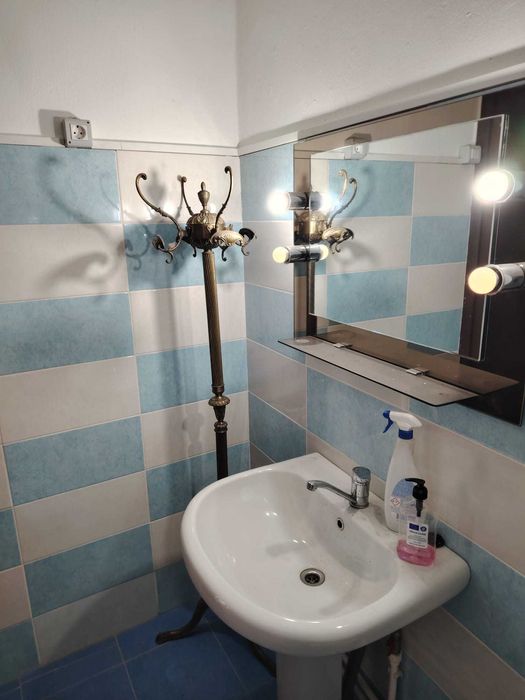 Vând Hală în Roman!