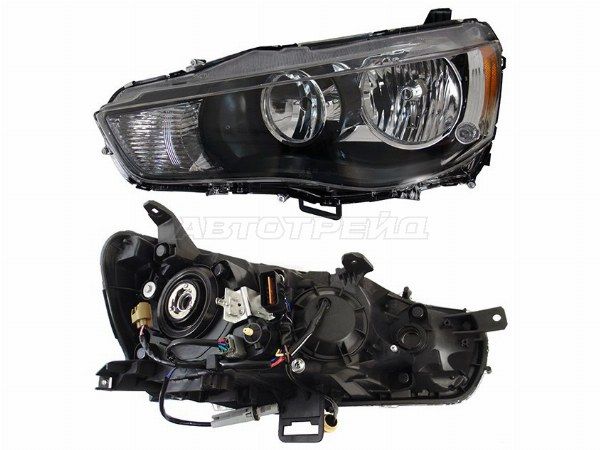 Фара Mitsubishi Outlander