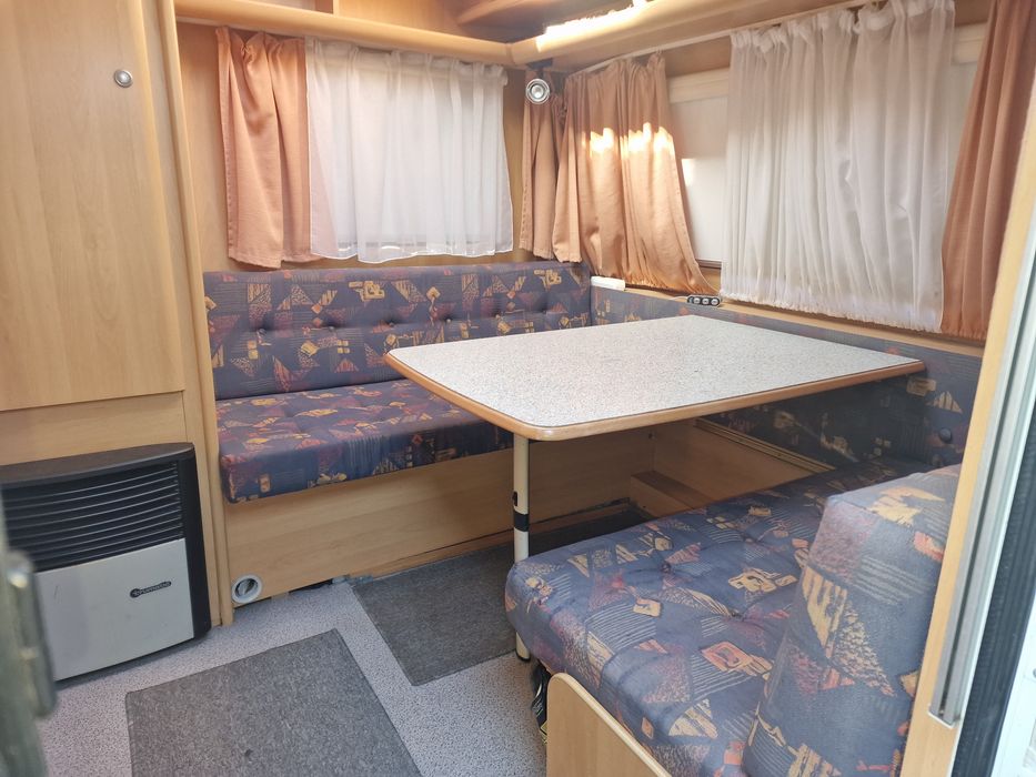 Rulotă Dethleffs Camper,  5  persoane,  două paturi.  Inmatriculată!