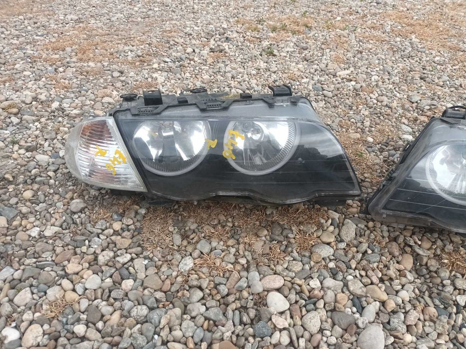 ляв и десен фар и мигач за бмв е46 с ангелски очи /рингове/ BMW E46