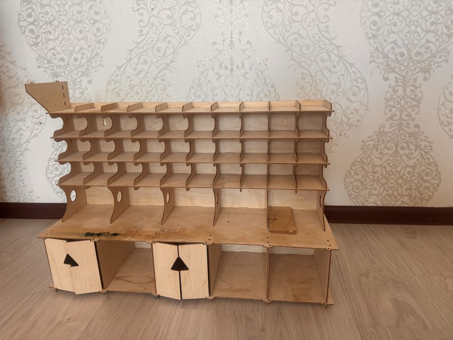 Детский гараж деревянный