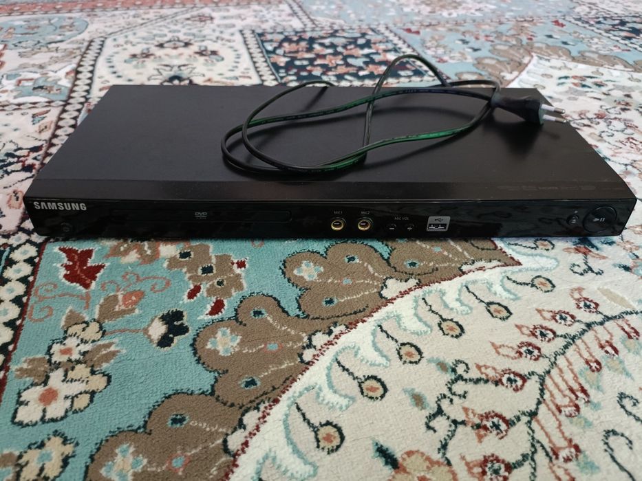 Лазерный видеопроигрыватель Samsung