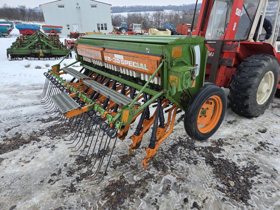 Semanatoare Paioase Amazone D8-30 Special