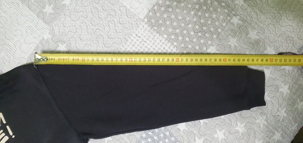 Andy Studio Да не ти дреме светещ и блуза H&M Хелоуин