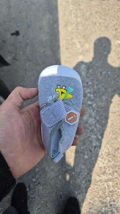 Bolalar oyoq kiymi 16 23 razmerga optomga 27 mingdan hitoy sifati alo