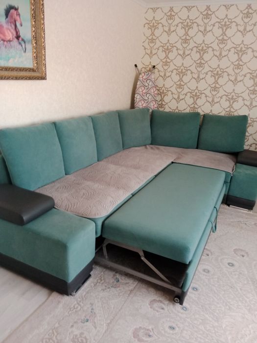 Диван угловой с двух сторон