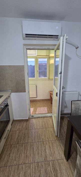 Închiriere apartament 2 camere decomandat zona 1 mai
